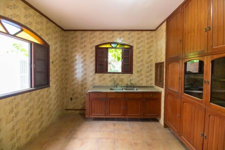 Casa de condomínio à venda com 420m², 5 quartos e 4 vagasCozinha