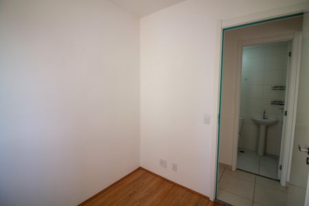 Quarto 1 de apartamento para alugar com 2 quartos, 32m² em Vila Socorro, São Paulo