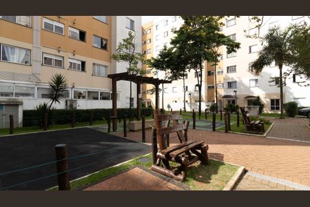 Apartamento à venda com 46m², 2 quartos e 1 vaga Apartamento à venda com 46m², 2 quartos e 1 vagaÁrea comum - Playground