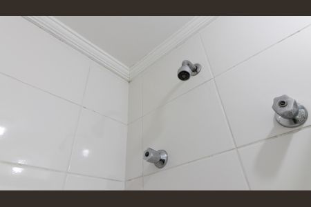 Apartamento à venda com 46m², 2 quartos e 1 vaga Apartamento à venda com 46m², 2 quartos e 1 vagaBanheiro