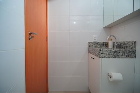 Apartamento à venda com 49m², 2 quartos e 1 vagaBanheiro Social