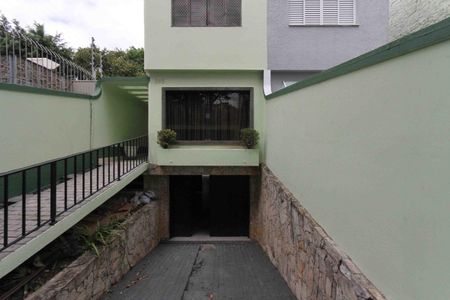 Casa à venda com 139m², 3 quartos e 4 vagas Casa à venda com 139m², 3 quartos e 4 vagasÁrea comum