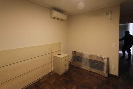 Casa à venda com 139m², 3 quartos e 4 vagas Casa à venda com 139m², 3 quartos e 4 vagasSuíte