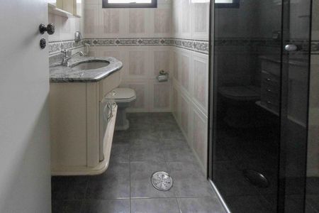 Casa à venda com 139m², 3 quartos e 4 vagas Casa à venda com 139m², 3 quartos e 4 vagasBanheiro da Social