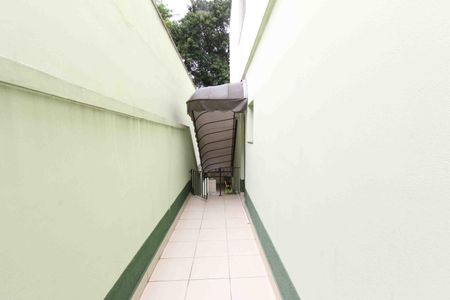 Casa à venda com 139m², 3 quartos e 4 vagas Casa à venda com 139m², 3 quartos e 4 vagasCorredor Lateral