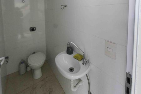 Casa à venda com 139m², 3 quartos e 4 vagas Casa à venda com 139m², 3 quartos e 4 vagasBanheiro de Serviço