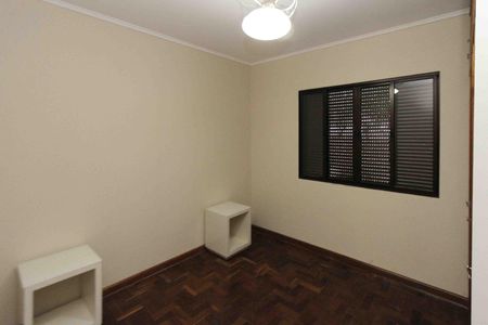 Casa à venda com 139m², 3 quartos e 4 vagas Casa à venda com 139m², 3 quartos e 4 vagasQuarto