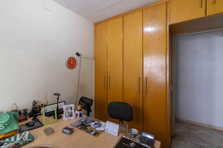 Apartamento à venda com 67m², 3 quartos e 1 vagaQuarto 2