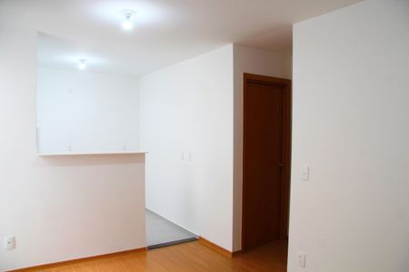 Sala  de apartamento à venda com 2 quartos, 40m² em Jardim Rosa de Franca, Guarulhos