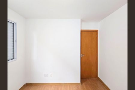 Apartamento à venda com 40m², 2 quartos e 1 vagaQuarto 02