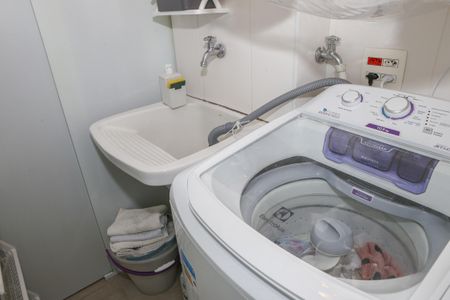 Apartamento à venda com 79m², 2 quartos e 1 vagaÁrea de Serviço