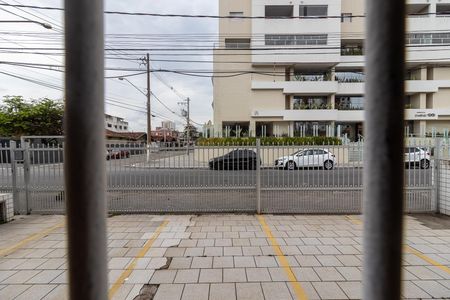 Vista da sala de apartamento para alugar com 1 quarto, 45m² em Vila Tupi, Praia Grande