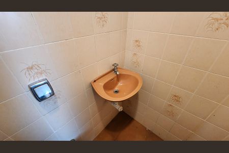 Apartamento para alugar com 250m², 4 quartos e 2 vagasBanheiro de serviço