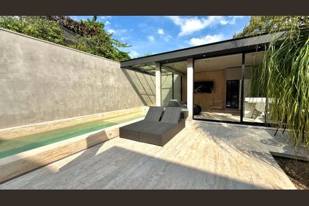 Casa de condomínio à venda com 500m², 4 quartos e 4 vagasPiscina