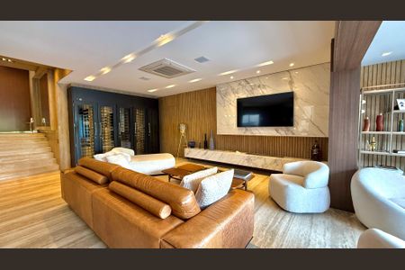 Sala de casa de condomínio à venda com 4 quartos, 500m² em Jardim Paulista, Barueri