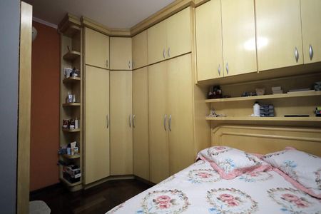 Casa à venda com 100m², 4 quartos e 2 vagasQuarto Suíte