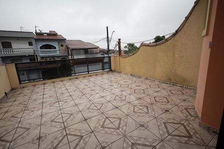 Casa à venda com 100m², 4 quartos e 2 vagasSacada Suíte