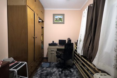 Casa à venda com 100m², 4 quartos e 2 vagasQuarto 1