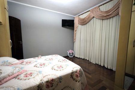 Casa à venda com 100m², 4 quartos e 2 vagasQuarto Suíte