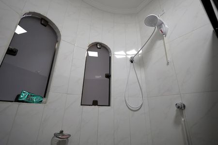 Casa à venda com 100m², 4 quartos e 2 vagasBanheiro Suíte