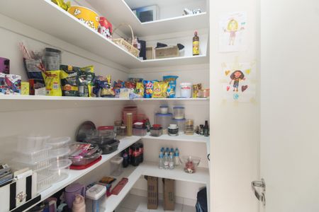 Apartamento à venda com 135m², 3 quartos e 2 vagasÁrea de Serviço - Despensa 