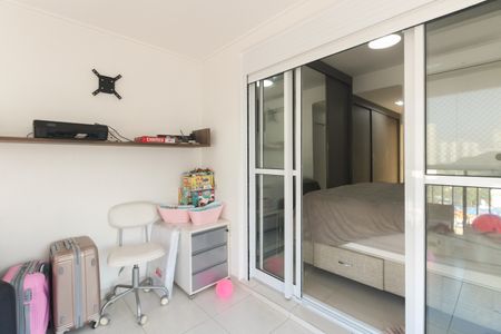 Apartamento à venda com 135m², 3 quartos e 2 vagasSuíte 3 - Varanda 