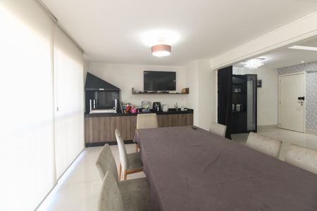 Apartamento à venda com 135m², 3 quartos e 2 vagasVaranda Gourmet 