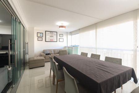 Apartamento à venda com 135m², 3 quartos e 2 vagasVaranda Gourmet 