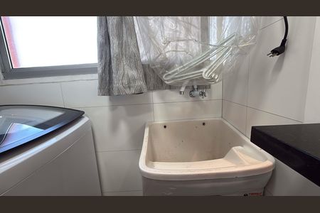 Apartamento à venda com 45m², 2 quartos e 1 vagaÁrea de Serviço