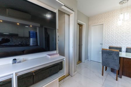 Sala de apartamento à venda com 2 quartos, 45m² em Sarandi, Porto Alegre