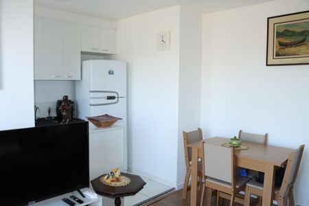 Sala de apartamento para alugar com 2 quartos, 46m² em Jardim Barro Branco, Cotia