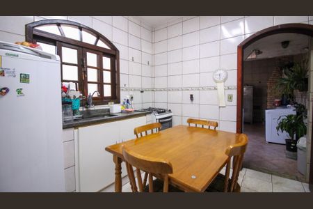 Casa à venda com 162m², 4 quartos e 2 vagasCozinha - Casa 2