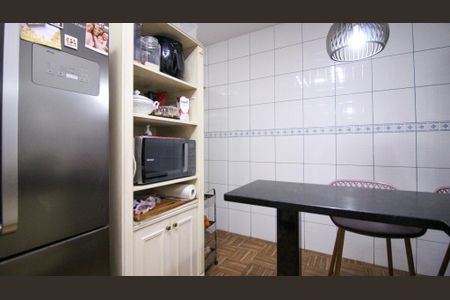 Casa à venda com 162m², 4 quartos e 2 vagasCozinha