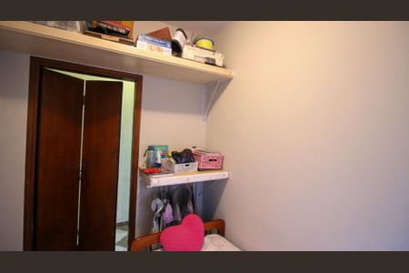 Casa à venda com 162m², 4 quartos e 2 vagasQuarto 2 - Casa 1