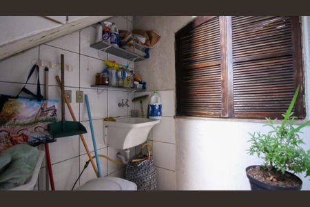 Casa à venda com 162m², 4 quartos e 2 vagasÁrea de Serviço