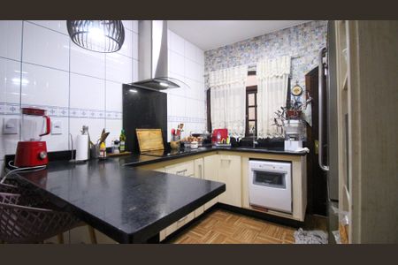 Casa à venda com 162m², 4 quartos e 2 vagasCozinha