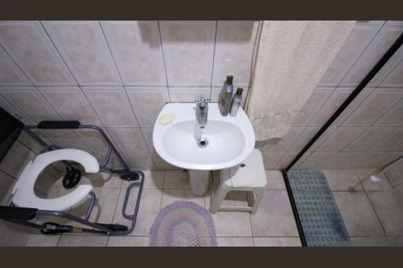 Casa à venda com 162m², 4 quartos e 2 vagasBanheiro - Casa 2