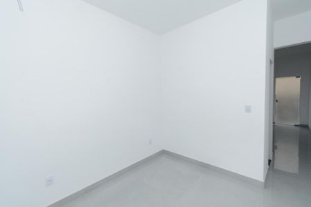 Quarto de apartamento à venda com 1 quarto, 30m² em Eldorado, Contagem