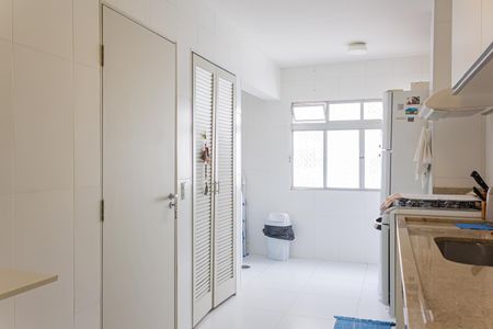 Apartamento para alugar com 75m², 2 quartos e 1 vagaCozinha e Área de Serviço