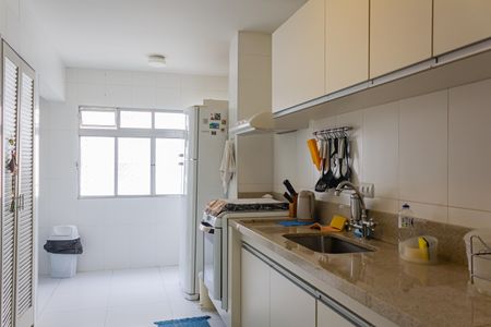 Apartamento para alugar com 75m², 2 quartos e 1 vagaCozinha e Área de Serviço