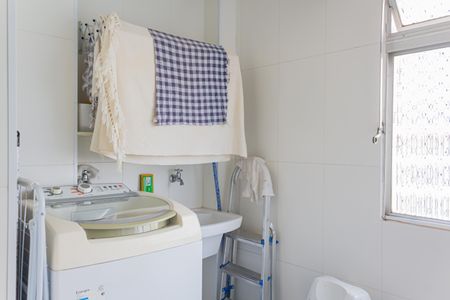 Apartamento para alugar com 75m², 2 quartos e 1 vagaCozinha e Área de Serviço