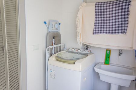 Apartamento para alugar com 75m², 2 quartos e 1 vagaCozinha e Área de Serviço