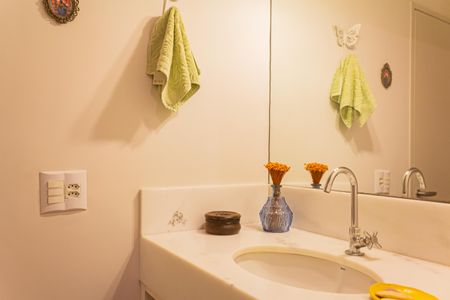 Apartamento para alugar com 75m², 2 quartos e 1 vagaBanheiro