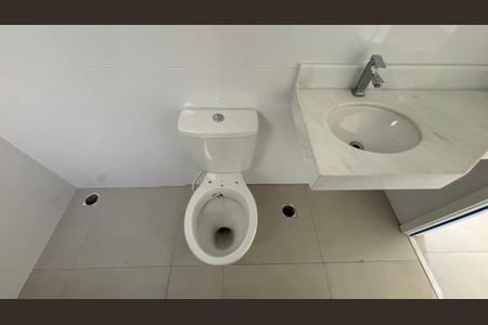 Apartamento à venda com 76m², 1 quarto e 1 vaga Apartamento à venda com 76m², 1 quarto e 1 vagaBanheiro