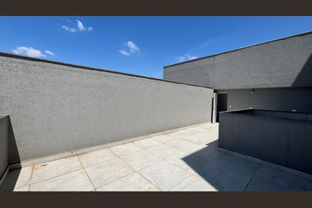 Apartamento à venda com 76m², 1 quarto e 1 vaga Apartamento à venda com 76m², 1 quarto e 1 vagaCobertura