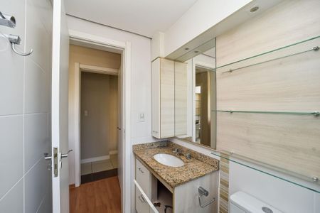 Apartamento à venda com 89m², 2 quartos e 1 vaga Apartamento à venda com 89m², 2 quartos e 1 vagaBanheiro da Suíte