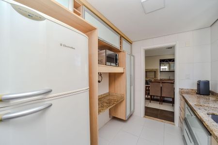 Apartamento à venda com 89m², 2 quartos e 1 vaga Apartamento à venda com 89m², 2 quartos e 1 vagaCozinha