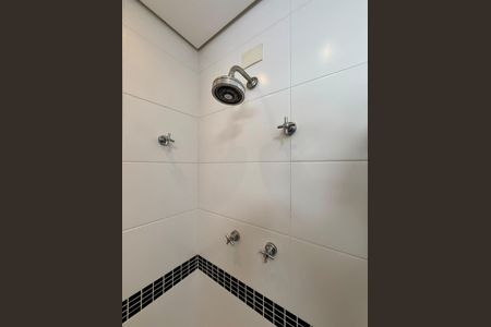 Casa à venda com 491m², 4 quartos e 6 vagasBanheiro Social