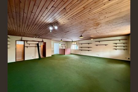 Casa à venda com 491m², 4 quartos e 6 vagasSalão Superior