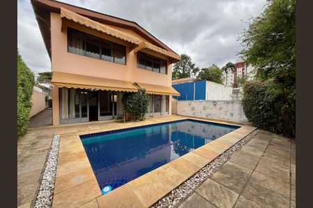 Casa à venda com 491m², 4 quartos e 6 vagasPiscina